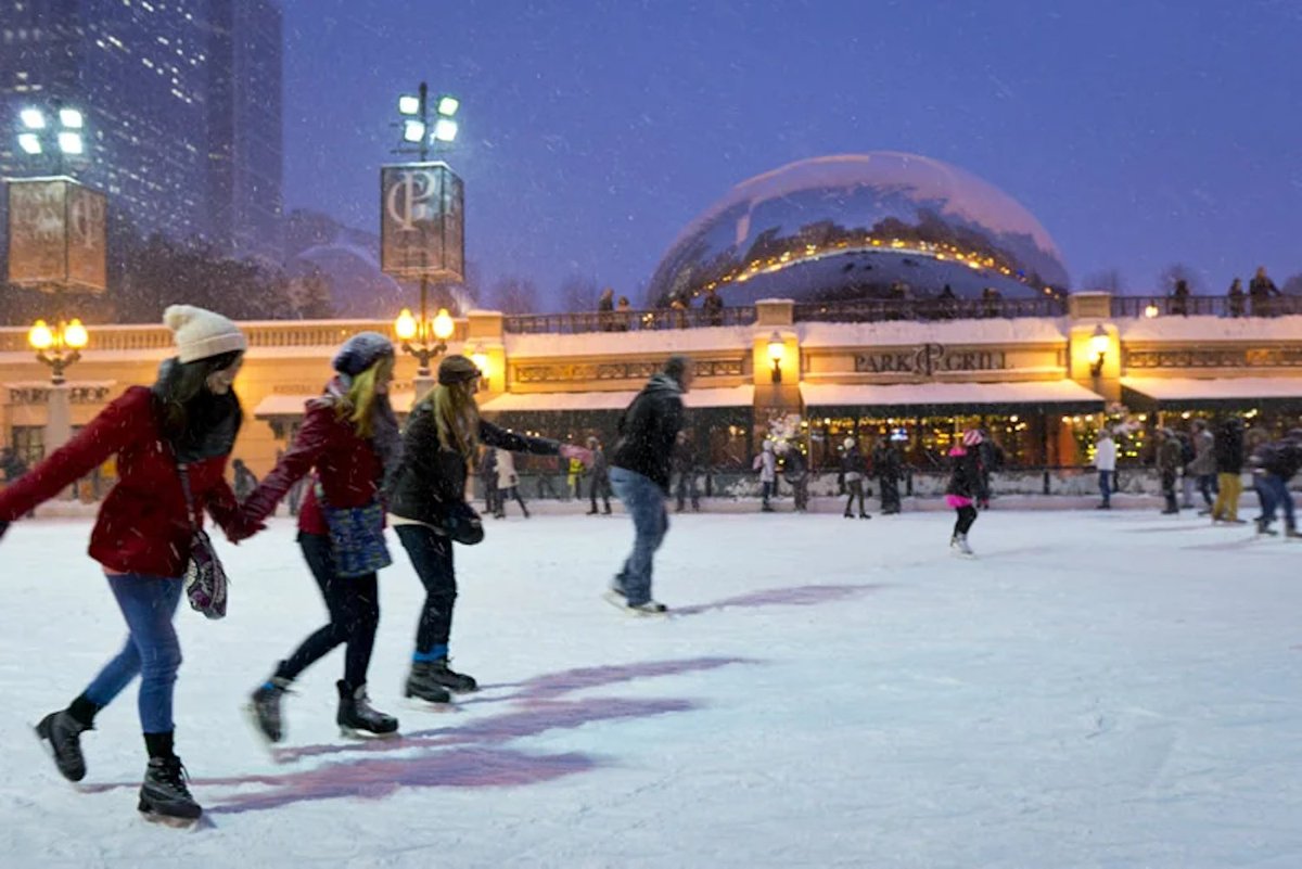 Looking for winter magic just a stroll away from your stay? Lace up your skates for an enchanting evening at Millennium Park's ice rink, just a mile north on Michigan Ave from our hotel. 📷 Courtesy of Chicago Department of Cultural Affairs and Special Events