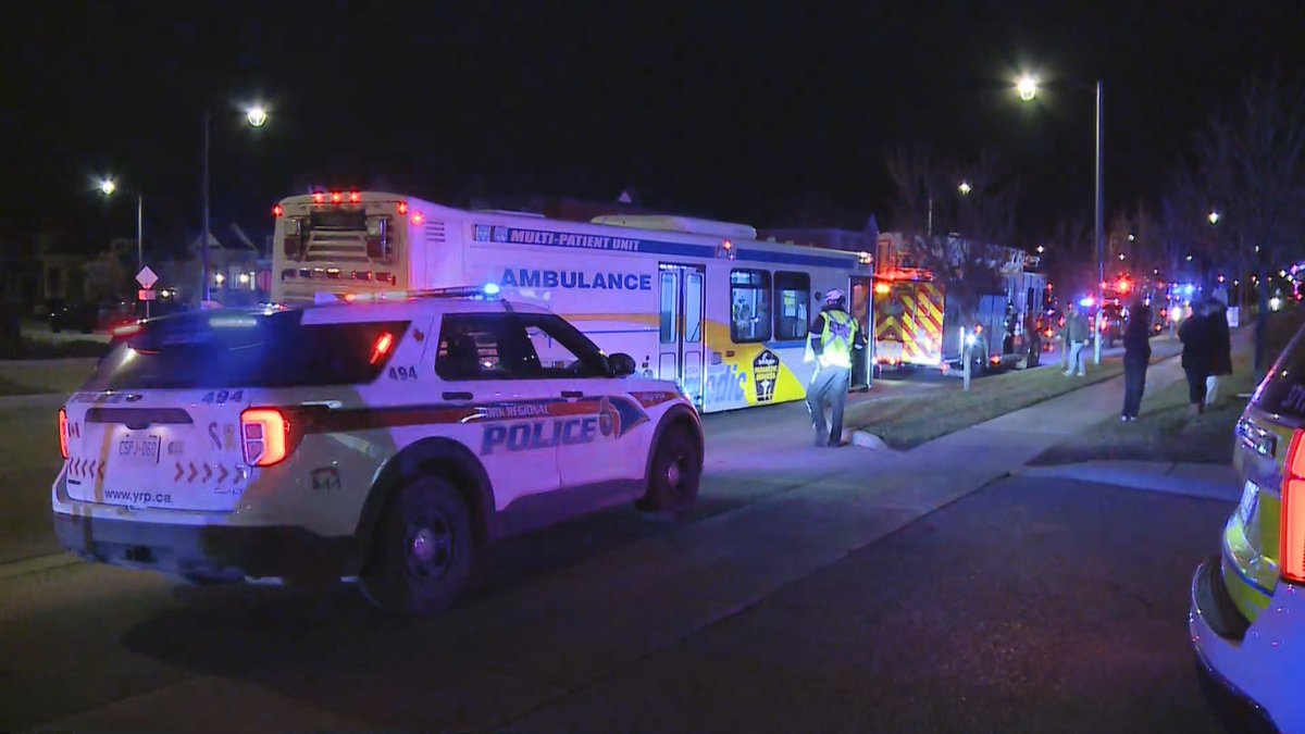 Large response after an equipment malfunction at Splashville (indoor swimming pool) on Cityview Boulevard in #Vaughan earlier. Around 20 patients assessed by @YorkParamedics after feeling ill. @YRTViva buses requested to shelter those who had to evacuate.