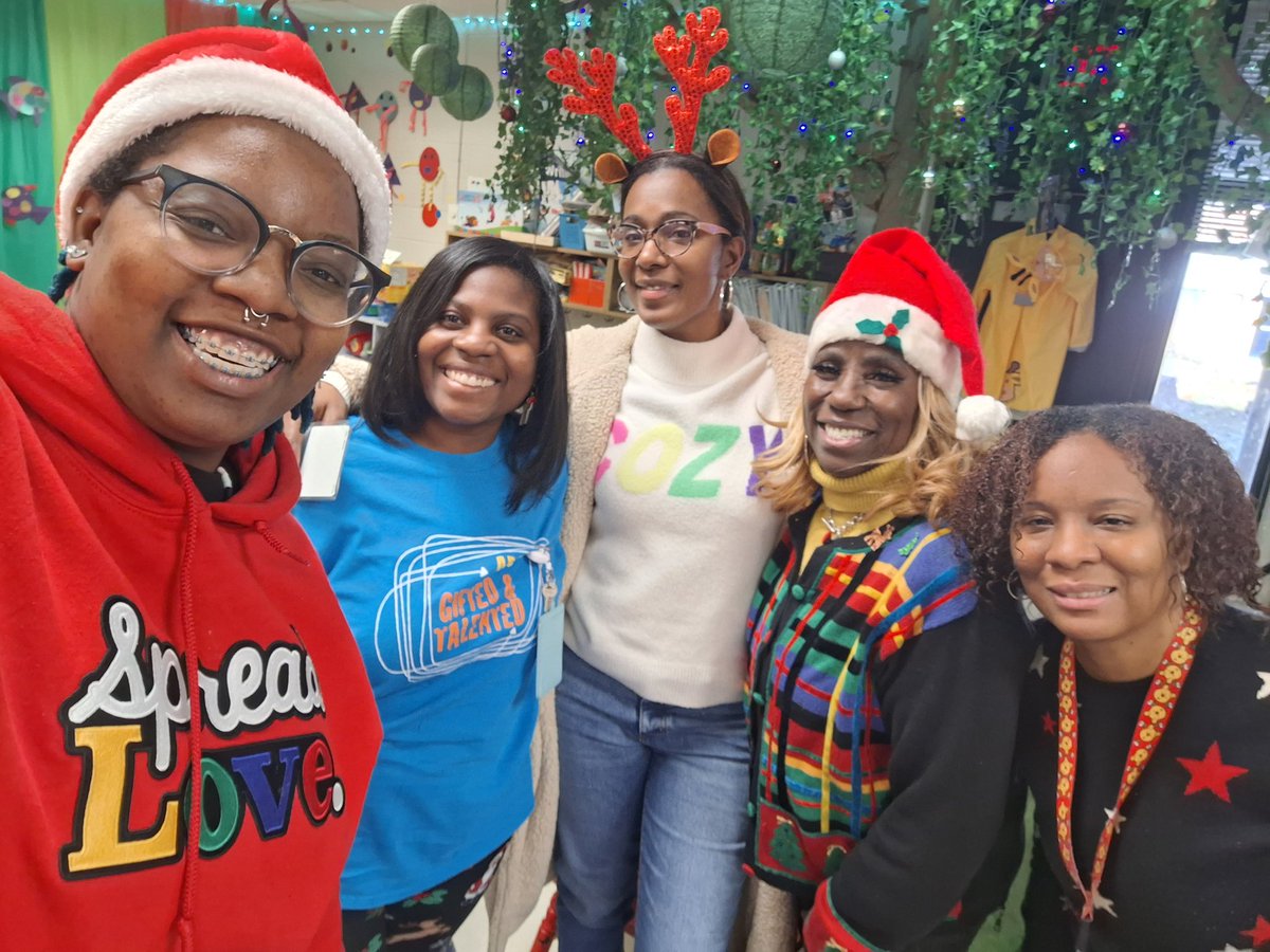 @APSPeytonForest pre-k went camping for the holidays. Special thanks goes out to all of our guest readers. @bridget92070 @samb_dennis @BayouGi17946954 @PruittQuentina @EFLULeads @APSPeytonForest @apsupdate