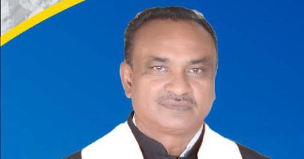 BREAKING NEWS

Gujarat AAP MLA Bhupat Bhayani is expected to resign from Assembly and join BJP.

He won from Visavadar Assembly constituency which was BJP’s stronghold when Keshubhai Patel was Chief Minister.