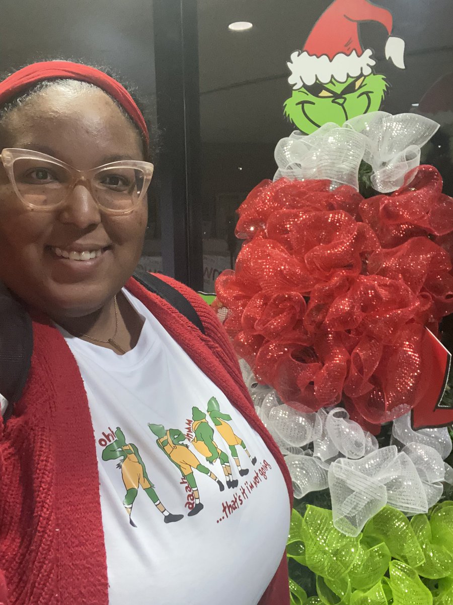 Makala Lea (@mjleagacy) on Twitter photo Holiday-Whobi-Whaty?
Holiday Shirt Day with my favorite tree in the office!🎄
#LifeAtATT <a href="/ORLANDOSHINES/">ORLANDOSHINES</a> <a href="/lab_advocacy/">Customer Experience Labs Office of the President</a> #GuinningTogether #MBCGoodStuff Holiday-Whobi-Whaty?
Holiday Shirt Day with my favorite tree in the office!🎄
#LifeAtATT <a href="/ORLANDOSHINES/">ORLANDOSHINES</a> <a href="/lab_advocacy/">Customer Experience Labs Office of the President</a> #GuinningTogether #MBCGoodStuff