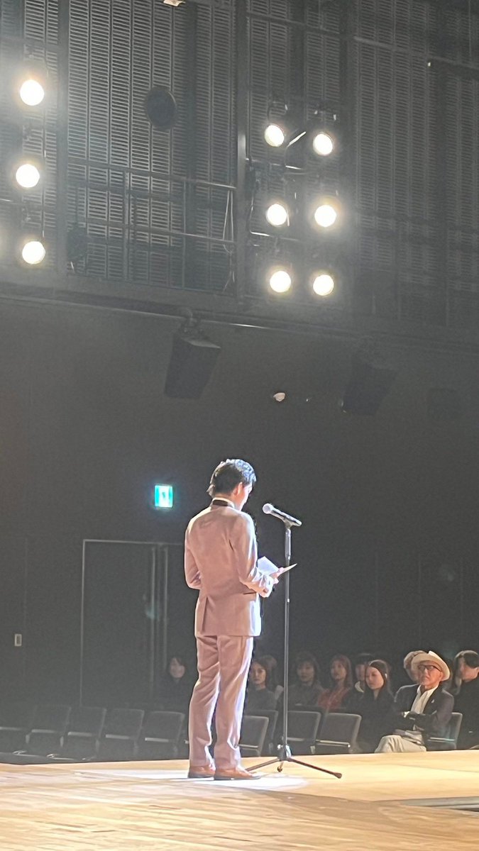 関大ミスコン2023を応援してくださった方々、赤木宏輔を見つけてくれたみんなへ。

本当にありがとうございました！

どう言葉にしていいかわからんけど、
この年の、このメンバーの中で挑戦できたことが誇りです

お披露目で言った『1人でも多くの人と繋がりを広げたい』
叶えさせてくれてありがとう