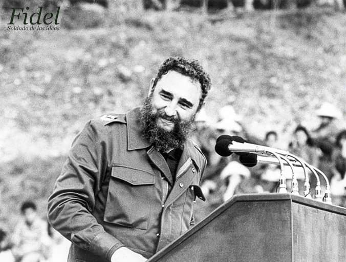 #EstaEsLaRevolución de #Fidel , esta es mi Revolución 🇨🇺❤️ @DiazCanelB @AbelSan95 @agnes_becerra @Ana_Hurtado86 @ErickProsaVerso @ESanchezcub @cafemartiano @IzquierdaUnida @Vicente73977721 @KrlosDKrlos @FrankCuba2022 @Aleidacr84 @DeZurdaTeam_