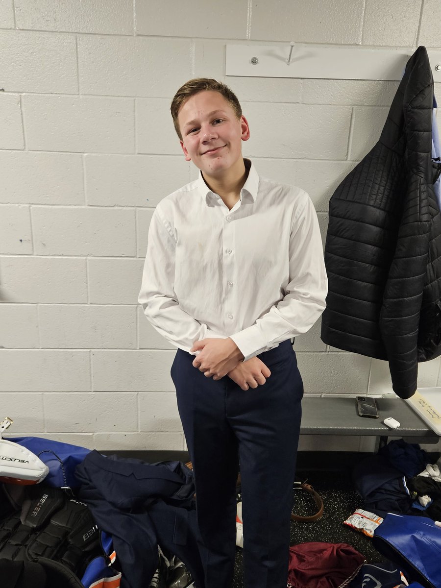 JV #stangs win 5-4 on a stellar performance in the nets by the youngest Glienke bro Mason.  Some would argue better looking too.