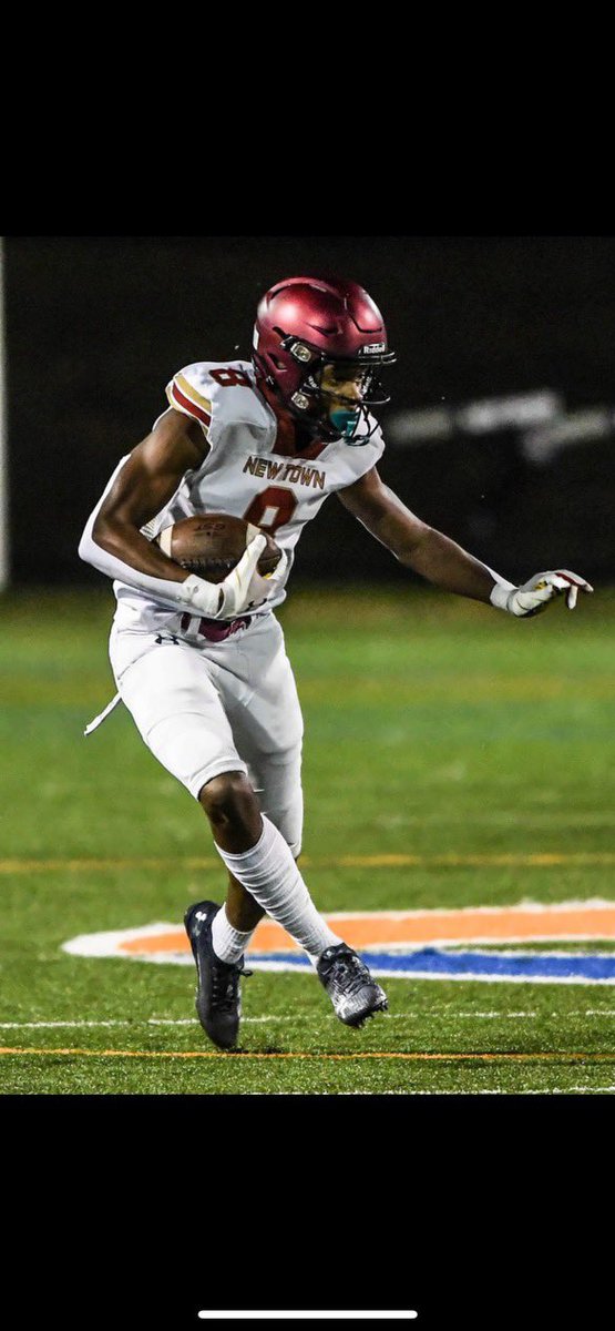 Check out my junior season tape (missing 3 games of film) hudl.com/v/2Mq3xf