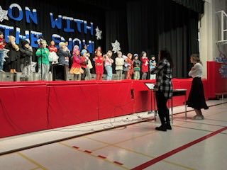Mrs. Fonseca (@laura_fons2) on Twitter photo That’s a wrap for “On With the Snow”! We are so proud of our <a href="/SACTVDSB/">Sir Arthur Currie PS</a> performers today. They did such an amazing job! Thank you to all the educators who helped make this possible. Another one in the books <a href="/mrsodland/">Shannon Odland</a> :) That’s a wrap for “On With the Snow”! We are so proud of our <a href="/SACTVDSB/">Sir Arthur Currie PS</a> performers today. They did such an amazing job! Thank you to all the educators who helped make this possible. Another one in the books <a href="/mrsodland/">Shannon Odland</a> :)