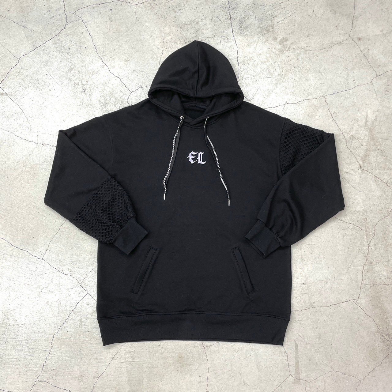 LOVE×Jamieエーエヌケーユニセックスパーカー 大場花菜 瀧脇笙古