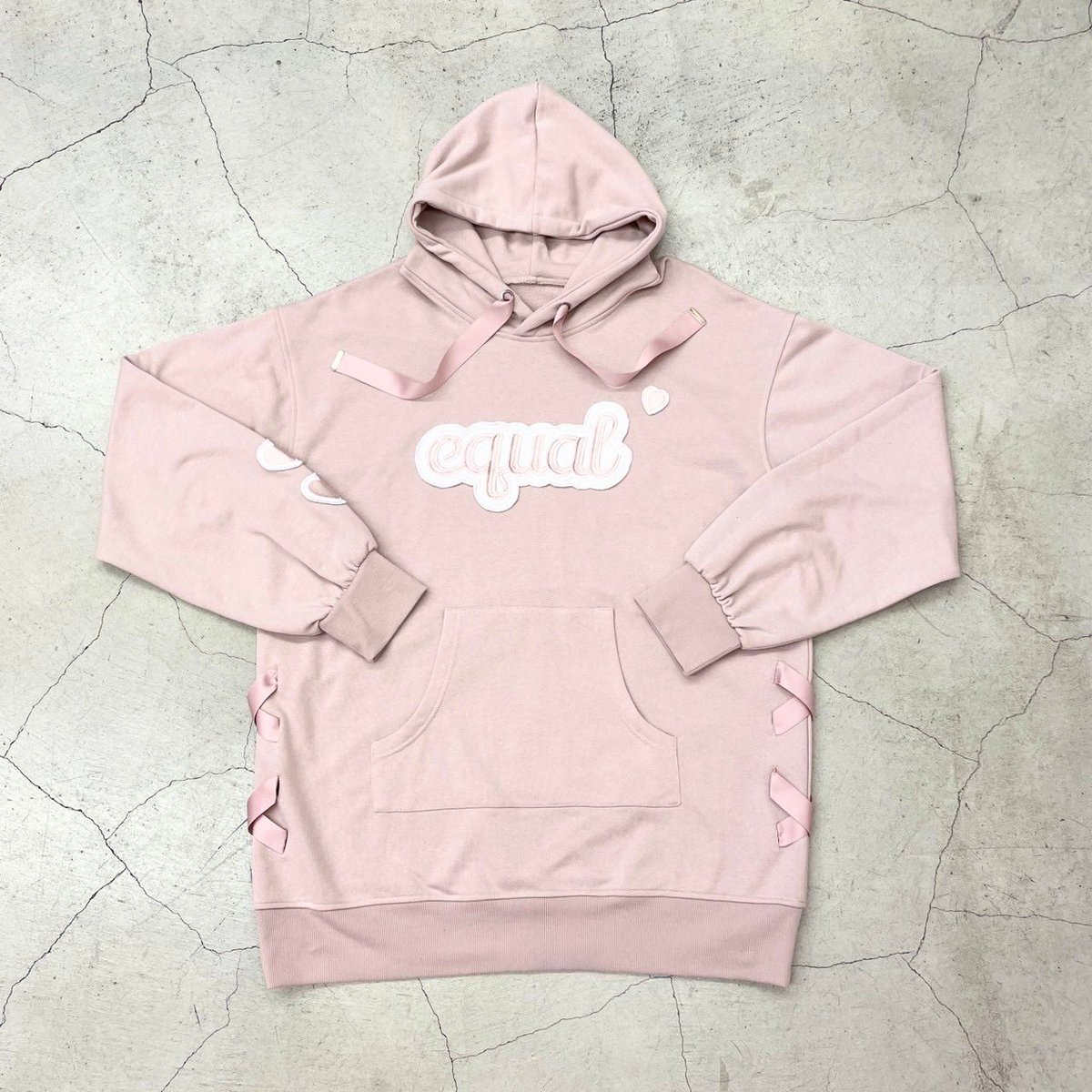 LOVE×Jamieエーエヌケーユニセックスパーカー 大場花菜 瀧脇笙古 大場