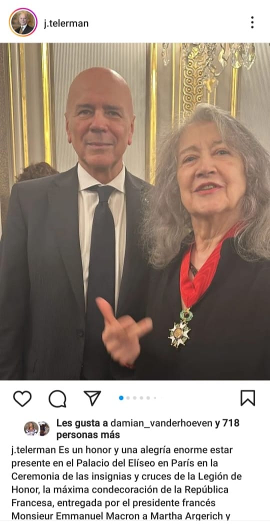 Desdemona_jna's tweet photo. Estimado @jorgemacri , los porteños pagamos esto?  Q parte de #NoHayPlata No se entendió?? Hay necesidad de ir a Paris? https://t.co/W321jzrkof