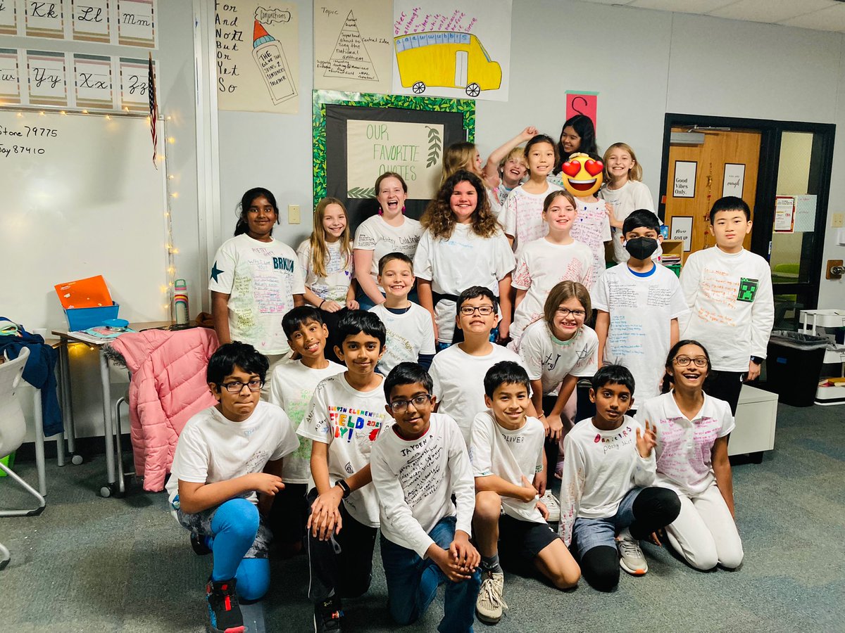 5th grade has shared some joyful moments these last few weeks. #mustangstampede (thanks <a href="/AustinCISDPTO/">AustinElementaryPTO</a>), Christmas Caroling and a Poetry Unit Celebration