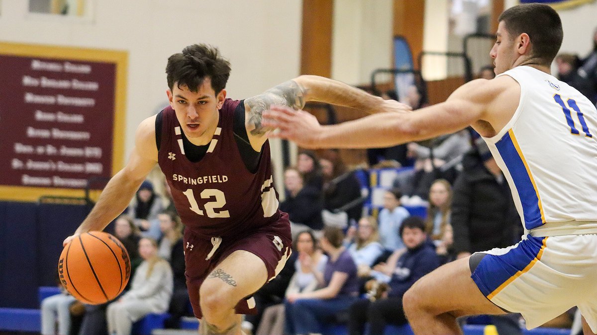 #SpringfieldCollege Men's Basketball Caps Semester With 77-64 Road Win at Emmanuel springfieldcollegepride.com/x/e7fy3 #d3hoops 🔻Hoch and Evely tallied career-high point totals for Springfield in victory 🔻First meeting between programs since 2019 🔻Springfield ends semester at 3-5