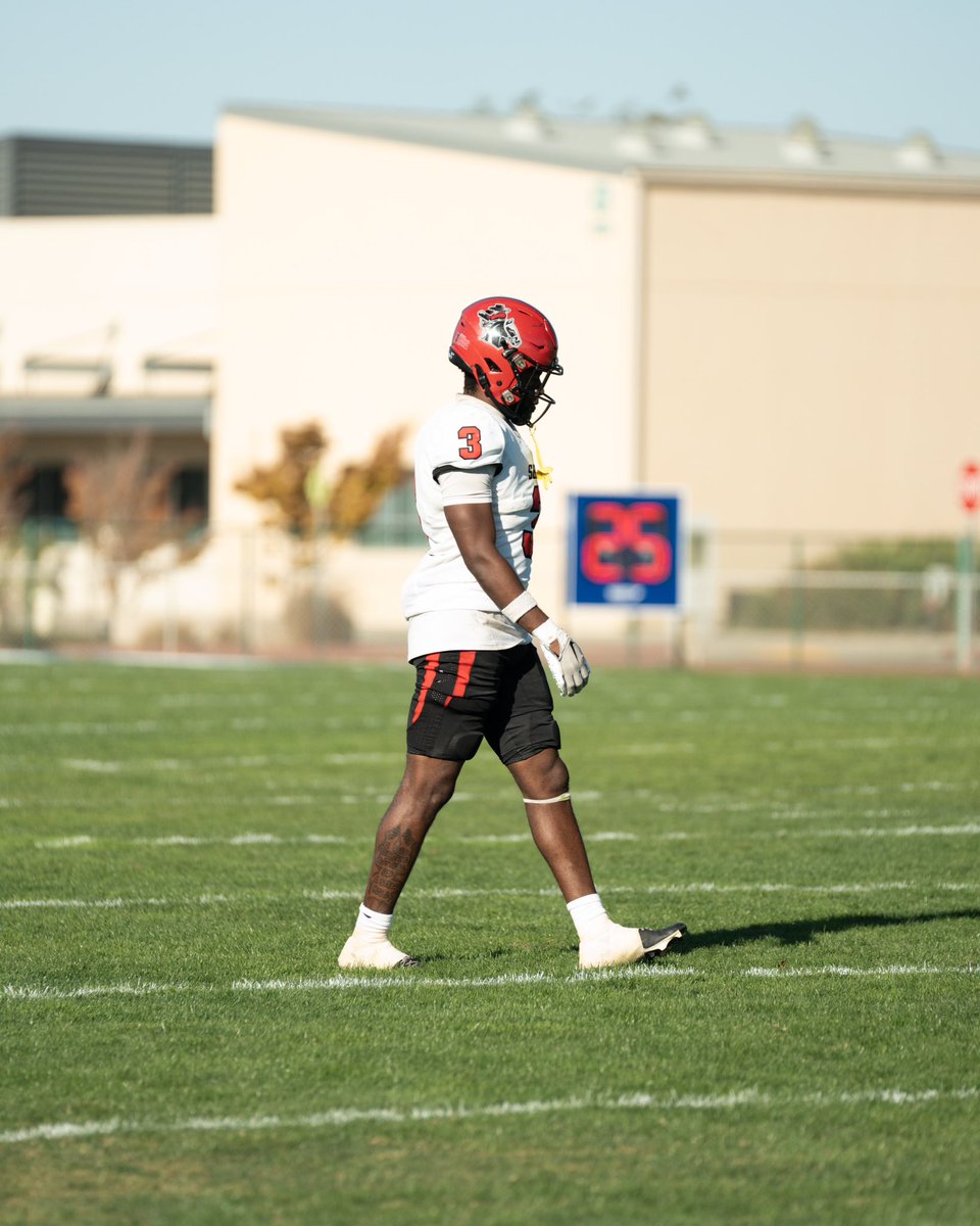 hudl.com/v/2MkG0J. 
Updated more Organized Full Juco Tape 
All TDS First 
All Action packed plays