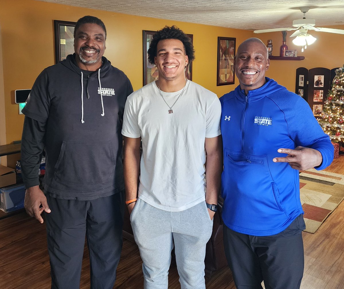 AJ Pigford (@ajpigford) on Twitter photo Thank you TSU, for making a house call. Great conversation! <a href="/CoachBFish25/">Brandon Fisher</a> <a href="/EddieGeorge2727/">Eddie George</a> <a href="/TSUTigersFB/">Tennessee State Football</a> @CoachSimmonsTSU <a href="/coachbowdown58/">Joe Bowden</a>
<a href="/BCWright52/">Coach Wright M.Ed</a> <a href="/Qfalk/">Quincy Falker - Coach Q</a> <a href="/CometsSGHS/">South Gwinnett Comets Football Recruits</a> Thank you TSU, for making a house call. Great conversation! <a href="/CoachBFish25/">Brandon Fisher</a> <a href="/EddieGeorge2727/">Eddie George</a> <a href="/TSUTigersFB/">Tennessee State Football</a> @CoachSimmonsTSU <a href="/coachbowdown58/">Joe Bowden</a>
<a href="/BCWright52/">Coach Wright M.Ed</a> <a href="/Qfalk/">Quincy Falker - Coach Q</a> <a href="/CometsSGHS/">South Gwinnett Comets Football Recruits</a>