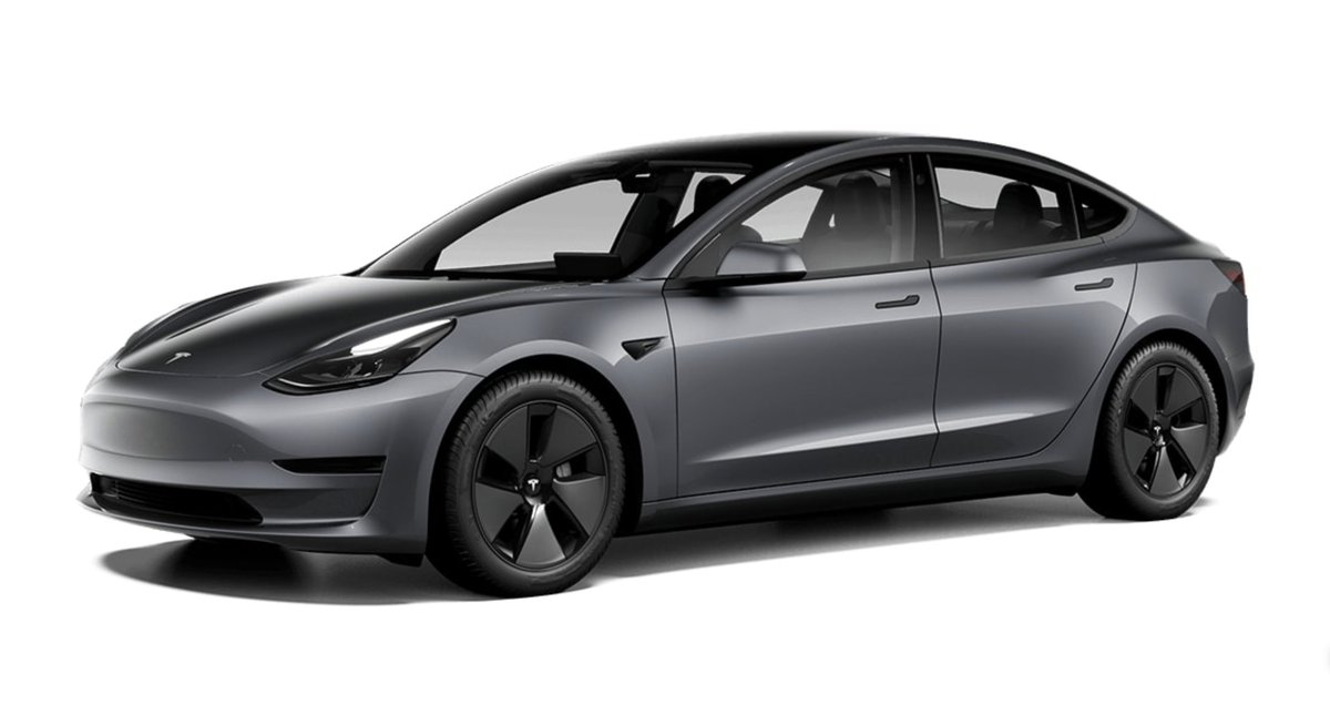 SawyerMerritt's tweet photo. BREAKING: Tesla has received updated guidance from the IRS. The Model 3 RWD & Long Range will lose the ENTIRE $7,500 Federal EV credit starting January 1, 2024.

Tesla previously thought the EV credit for those trims would be cut to $3,750, but now their interpretation is $0. Take delivery by Dec 31 for full tax credit.

Tesla has already updated their Model 3 configuration page in the US with new language.