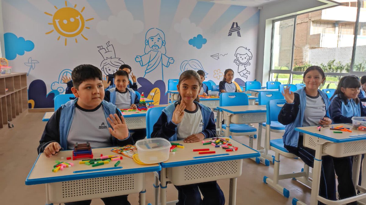 OmarBullon's tweet photo. Gratitud a Dios por la culminación de las nuevas instalaciones del Colegio Adventista El Buen Pastor de Ñaña. #MasqueEnseñanza https://t.co/scn6TES2Sd