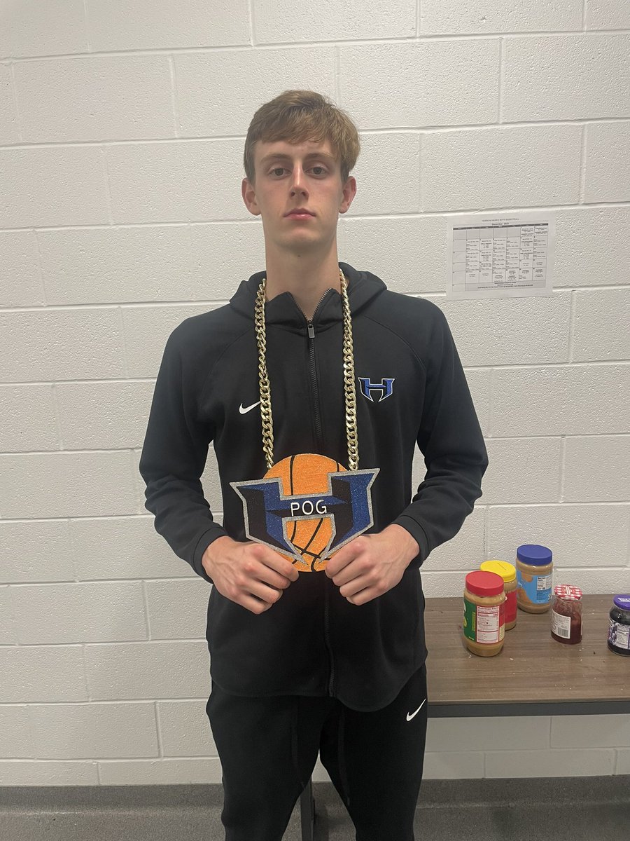 Hebron High School Boys Basketball (@hebronhawksbb) on Twitter photo Stay connected 🔗 and stuck TOGETHER to WIN a TOUGH 💪🏽 one on the road tonight <a href="/PlanoBasketball/">Plano Basketball</a>
<a href="/GrahamMoore2024/">Graham Moore</a> was very efficient and earned POG.
The hard work is starting to show‼️
#Round1 #ItsJustWork #Toe2Toe Stay connected 🔗 and stuck TOGETHER to WIN a TOUGH 💪🏽 one on the road tonight <a href="/PlanoBasketball/">Plano Basketball</a>
<a href="/GrahamMoore2024/">Graham Moore</a> was very efficient and earned POG.
The hard work is starting to show‼️
#Round1 #ItsJustWork #Toe2Toe