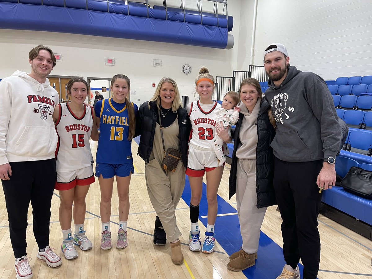 Lucas Carisch (@lcarisch7) on Twitter photo Was able to watch our 16u <a href="/AirMinnesota/">Air Minnesota Basketball</a> teammates battle against each other tonight! Way to play girls! <a href="/betsygillette7/">Betsy</a> <a href="/avery_kings124/">Avery Kingsley</a> <a href="/aubryanaboldt/">Aubryana Boldt</a> Was able to watch our 16u <a href="/AirMinnesota/">Air Minnesota Basketball</a> teammates battle against each other tonight! Way to play girls! <a href="/betsygillette7/">Betsy</a> <a href="/avery_kings124/">Avery Kingsley</a> <a href="/aubryanaboldt/">Aubryana Boldt</a>