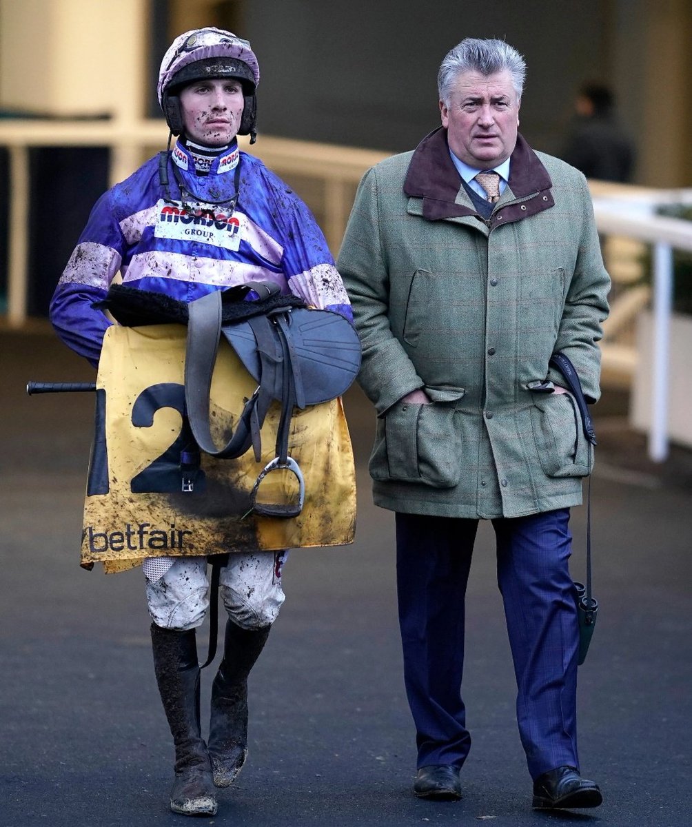 💷 If TOSS OF A COIN & QUEBECOIS Both Win for HARRY COBDEN at Exeter today: 🇬🇧 🎁 I'll give £100 CASH to One of YOU Lucky People at 10pm tonight!! 💷 To Enter: 👇 1⃣ RT this Tweet 2⃣ Follow @racingblogger 📸 instagram.com/racingblogger #NewAcm #win #comp #Sport 🏇