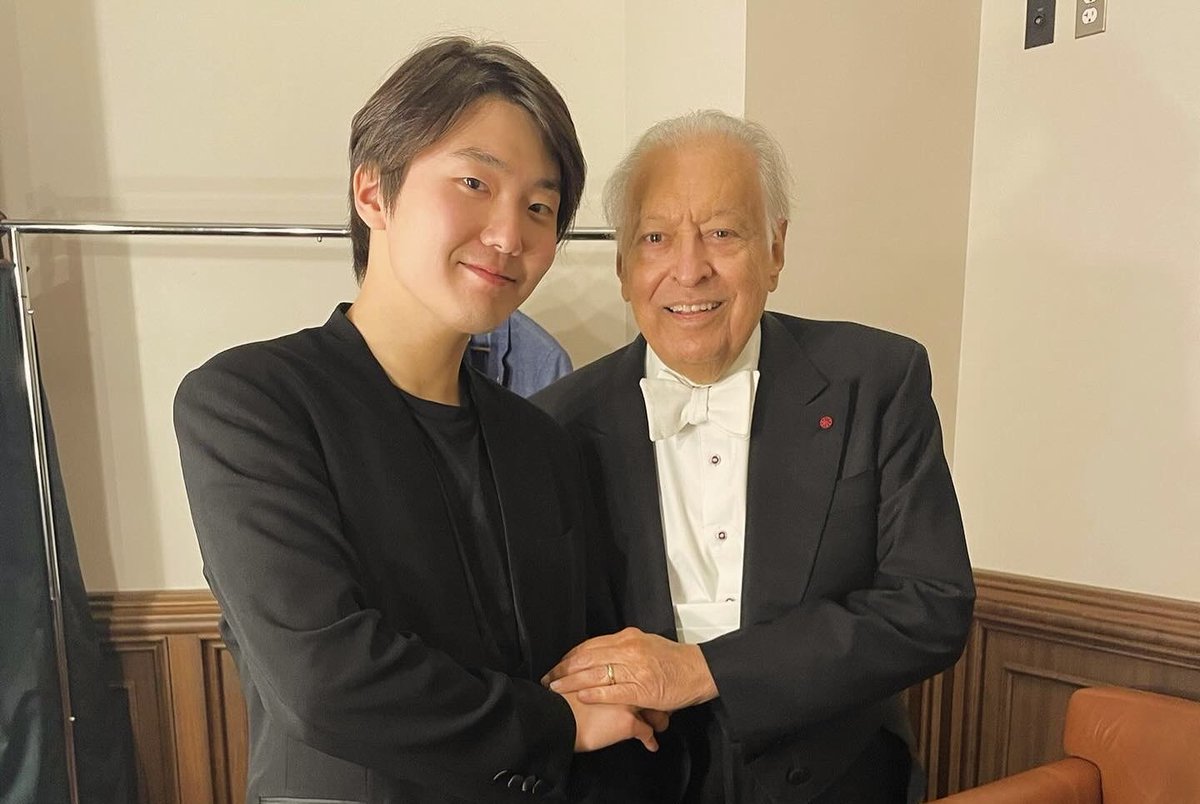 An honor to perform with Zubin Mehta and @LAPhil at Walt Disney Concert Hall. © Timothy Norris