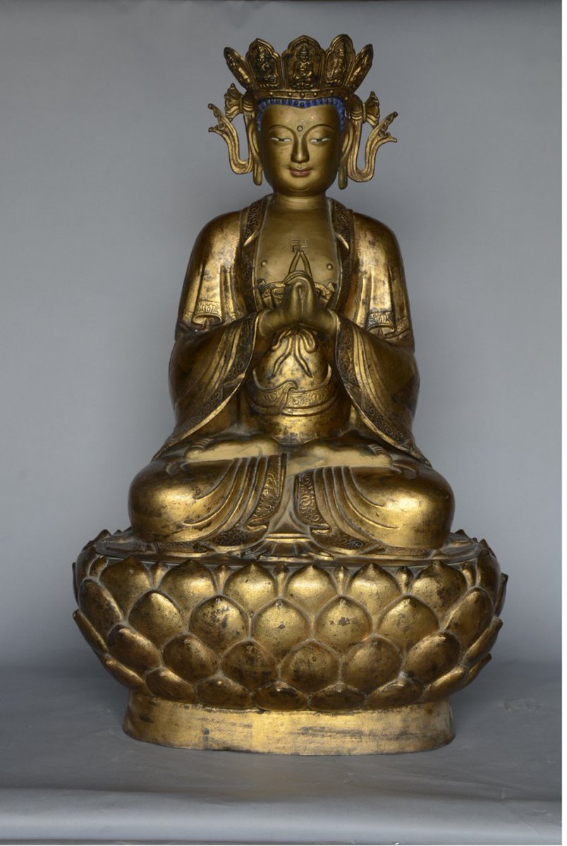 MuseumsChina's tweet photo. #Pingliang, located in the eastern part of Gansu province, has been an essential place for transmission of #Buddhist art from west to east.

Embark on an extraordinary journey of Pingliang’s captivating Buddhist statue art in an ongoing exhibition at the #Tianjin Museum! 😃 More than 100 stunning bronze Buddhist statues, spanning from the Northern Wei Dynasty (386-534) to the Qing Dynasty (1644-1911), are on display. 👏 They present exquisite craftsmanship, diverse styles and profound symbolism. Check them out until Jan 7! #WhatsOn [Photos/Official WeChat account of the Tianjin Museum]