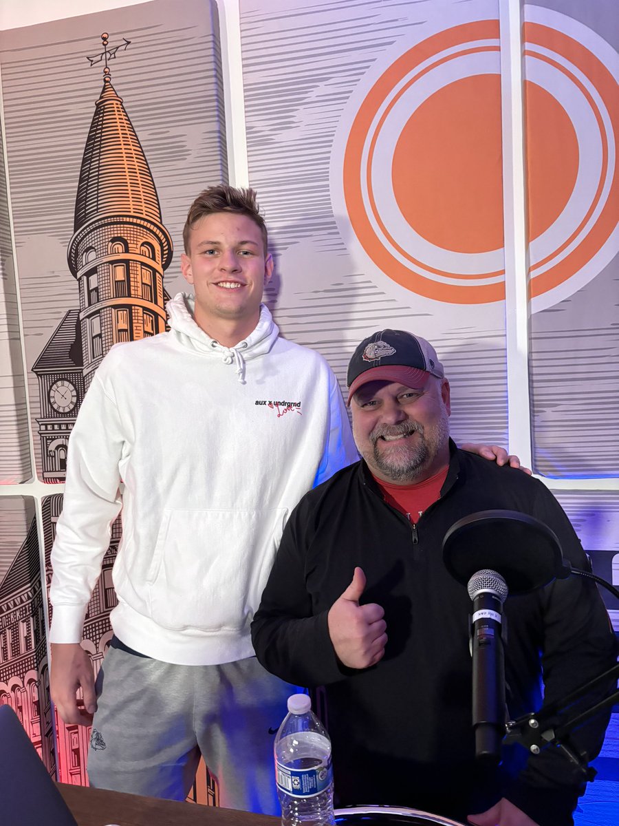 After a bit of a layoff (the Zags were in Hawaii then both of the co-hosts got sick in consecutive weeks), glad to be back with Episode 3 of the Benny G Show this week. Thanks to Rick Clark of <a href="/packs_back/">Giving Back Spokane</a> for joining us and sharing some incredible, moving stories.