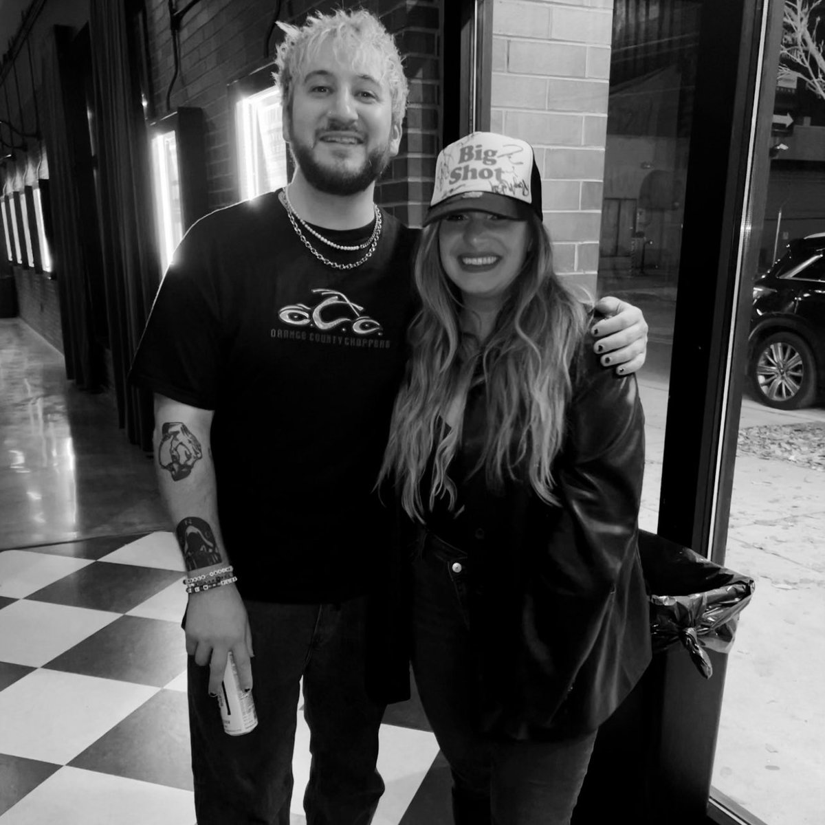 saaarcazm's tweet photo. if my boss knew I was here … lol

Thank you for the hat🥹 @flor https://t.co/p3hXyQM2Kf