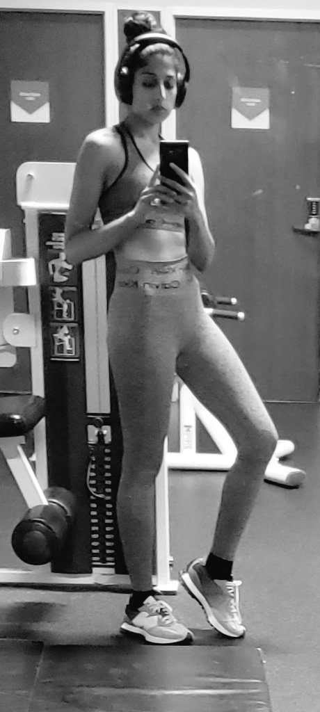shawnapandya's tweet image. The best workout is TODAY'S workout. 

#pushthelimits