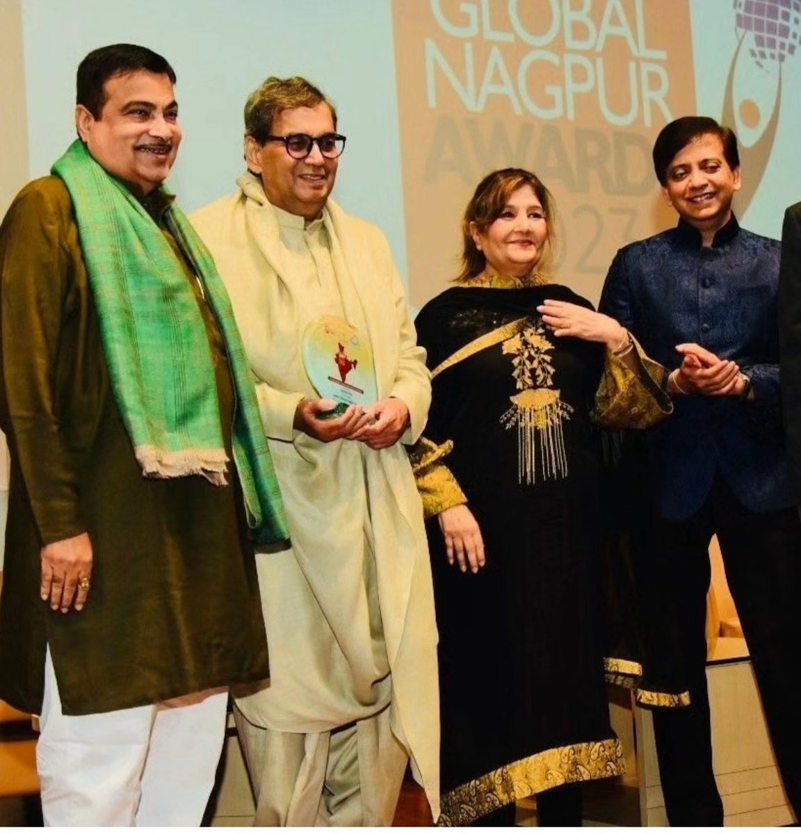 Heartiest Congratulations to @SubhashGhai1 on receiving the Global Nagpur Award.