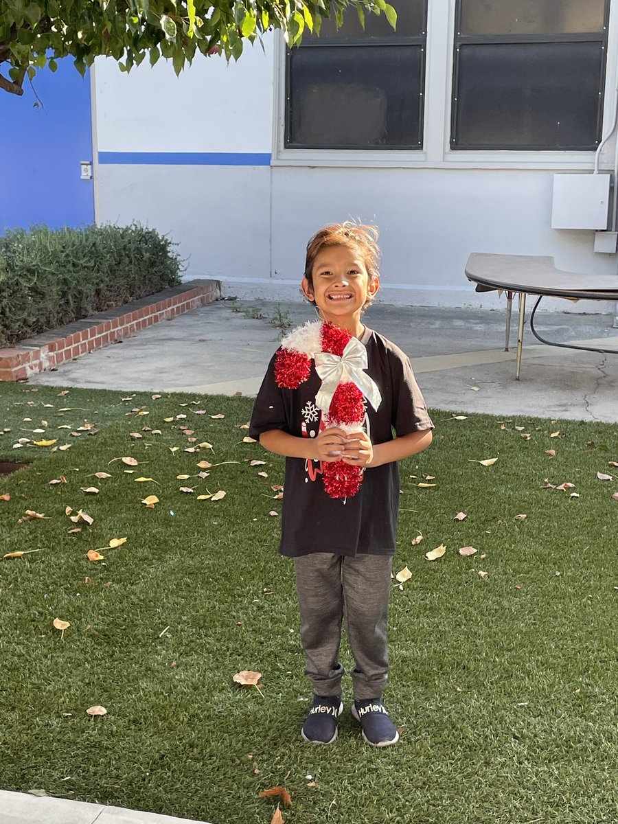 Candy Cane Day… wear red and white! #schoolspiritdays #schoolisfun #attendancematters #workmanwolverinepride #proudtobehlpusd