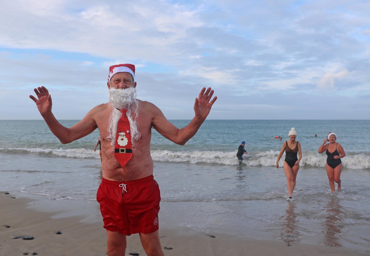 Décorations et animations de #Noel2023. Marchés de Noël, villages et chalets de Noël, spectacles, fanfares, illuminations, balades en calèche, ateliers maquillage… tout le programme sur la #destination > bit.ly/3uVzIqW
#Normandie #Agenda
📸MC Vergne