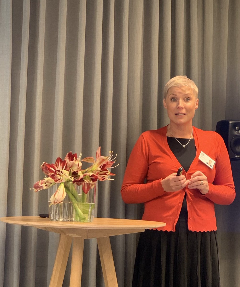 Leena Linnainmaa (@leenalmaa) on Twitter photo Monimuotoisuus työelämässä - juridiikka ja oikeuskäytännön opit, alustajana Outi Tähtinen <a href="/CastrenS/">Castrén & Snellman</a> tilaisuudessa <a href="/DIF_Finland/">Directors' Institute Finland</a> jäsenille. Monimuotoisuus työelämässä - juridiikka ja oikeuskäytännön opit, alustajana Outi Tähtinen <a href="/CastrenS/">Castrén & Snellman</a> tilaisuudessa <a href="/DIF_Finland/">Directors' Institute Finland</a> jäsenille.