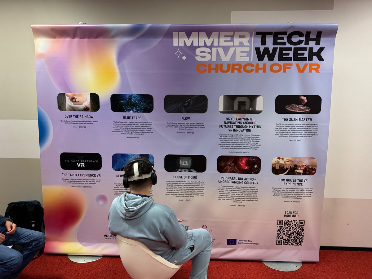 1/ I was recently at the #ImmersiveTechWeek in Rotterdam. In addition to the conference presentations, the conference also includes a trade fair and a number of VR experiences. I particularly enjoyed the 'Church of VR'. Here you could try out various #VR experiences.