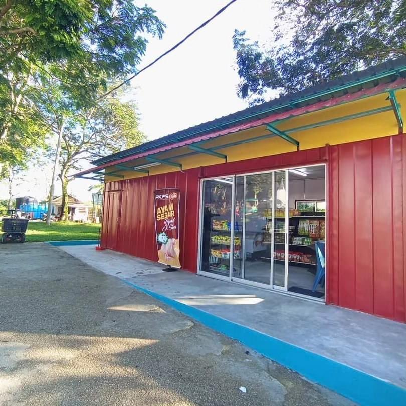 lady_bugg11's tweet image. Negeri SG 4 ada tak kedai Rakyat macam Selangor?

Mari dapatkan produk keluaran Ehsan dan pelbagai produk-produk lain pada harga yang berbaloi di Kiosk Ehsan SFV 😊 

Lokasi: Kiosk Ehsan SFV, Selangor Fruit Valley

#ehsan  #KitaSelangor