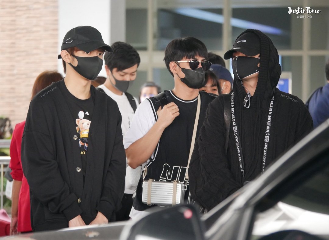 SBretmanStone's tweet photo. JUST IN: @SB19Official has safely landed in the Philippines for the 2023 ASIA ARTIST AWARDS (AAA) tomorrow at the Philippine Arena.

They will have a performance and collaboration with the J-POP Group &amp;TEAM tomorrow.

📷: @JustinTime_98

#WelcomeToThePhilippinesSB19 #SB19 https://t.co/XlSAaIsbJz