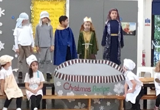 HTJosephHood's tweet photo. Our Key stage One performance of the Christmas Recipe, went down a storm  - and yes -  there was thunder and lightening outside at the time! Brilliant Performance everyone!⚡☔☁ #ChristmasRecipe #christmasperformance #keystageone https://t.co/ASXPZXZD5H