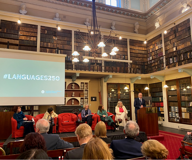 Do you know that Swiss German and English both derive from Proto-Germanic? The🇨🇭Embassy took part in "Towards 250 Years of Modern Lanaguages at 3rd Level" <a href="/RIAdawson/">Royal Irish Academy</a> emphasising the importance of language skills. Tánaiste &amp; Foreign Minister Martin gave a speech <a href="/MichealMartinTD/">Micheál Martin</a>