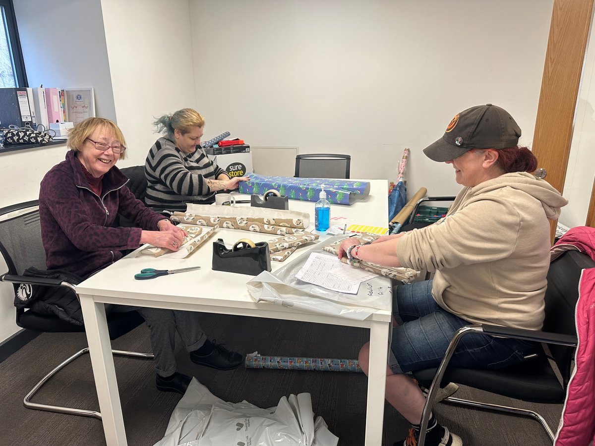 Wrapping up gifts with <a href="/homelessaiduk/">Homeless Aid UK</a> to bring a smile to children this Christmas.