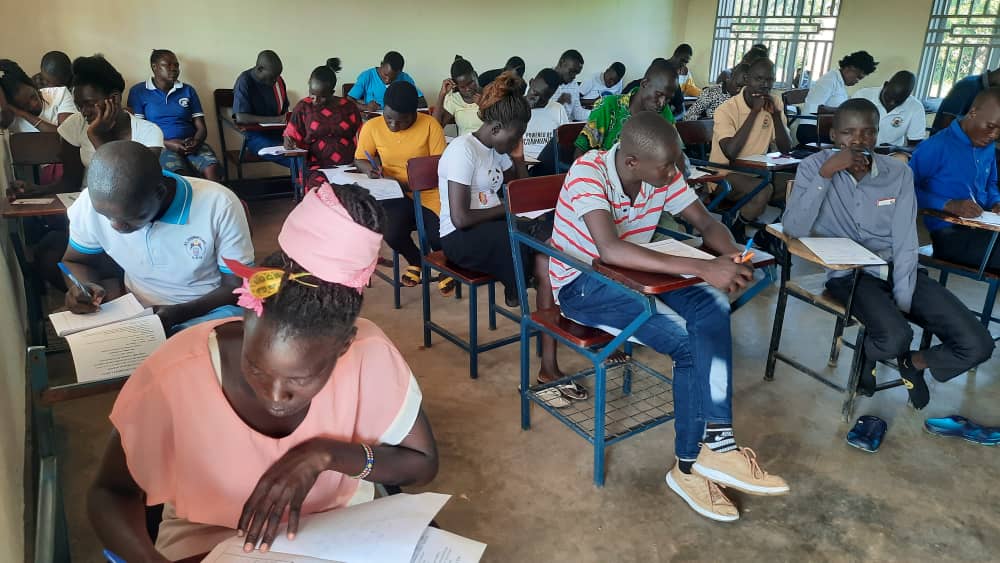 asul_lango's tweet photo. End of semester examinations is on progress, And students were reminded to follow the guidelines and rules governing examinations well to avoid inconveniences. https://t.co/Qj7MHdQwXE