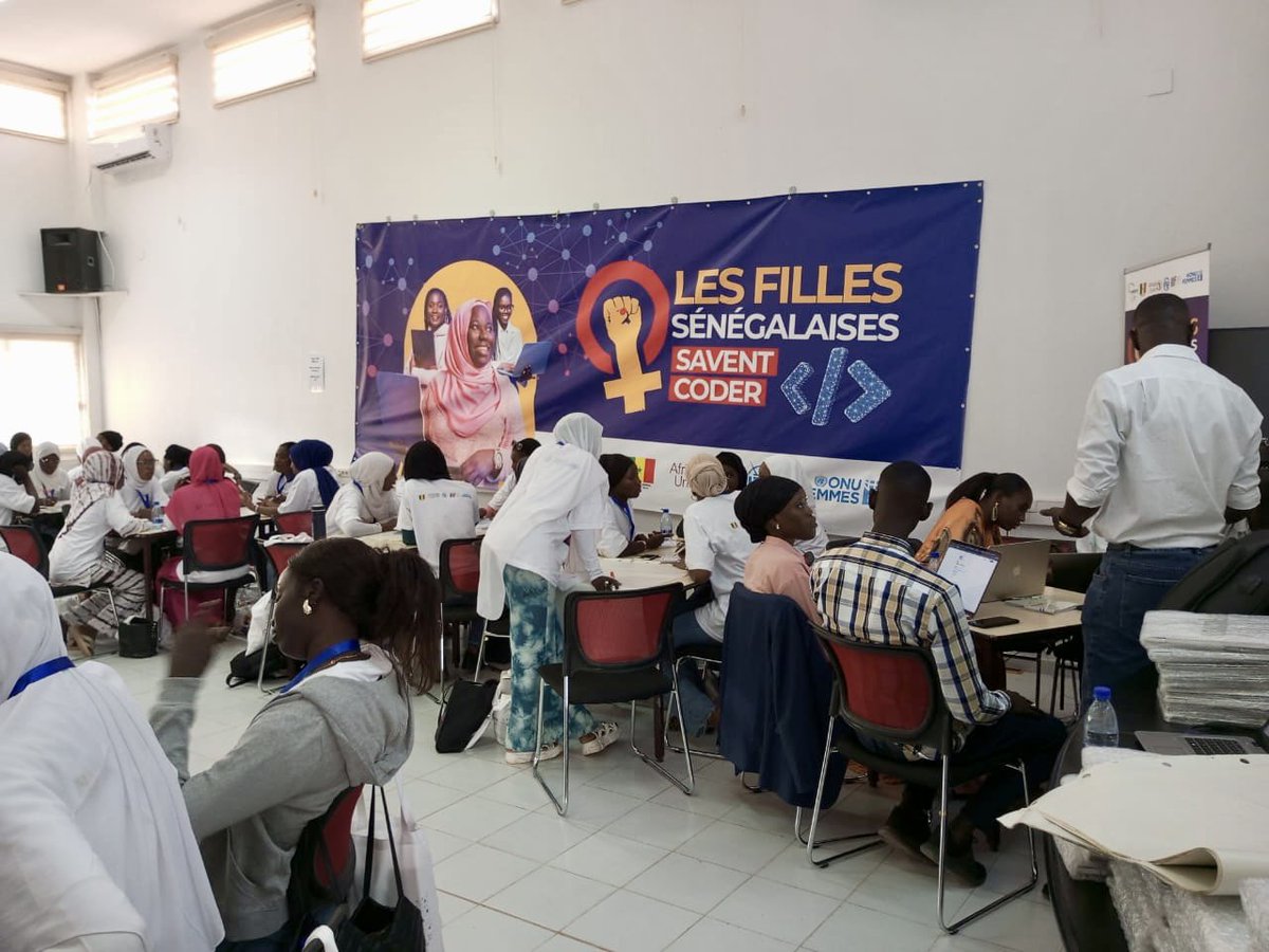<a href="/onufemmesSN/">ONU Femmes Sénégal</a> a lancé hier au sein des locaux de <a href="/AUF_AfriqueO/">AUF - Afrique de l'Ouest</a> le deuxième camp de #codage strictement dédié aux #filles de l’initiative <a href="/AGCCIAfrica/">AfricanGirlsCanCode</a> soutenu par <a href="/_AfricanUnion/">African Union</a> et <a href="/ITU/">Int’l Telecommunication Union</a>.