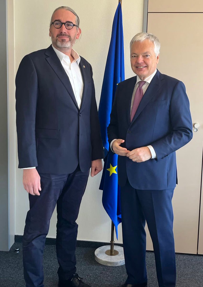 It was a pleasure to meet today with the Vice-President of the European Parliament @martinhojsik to exchange about the situation of #RuleOfLaw in Slovakia.
