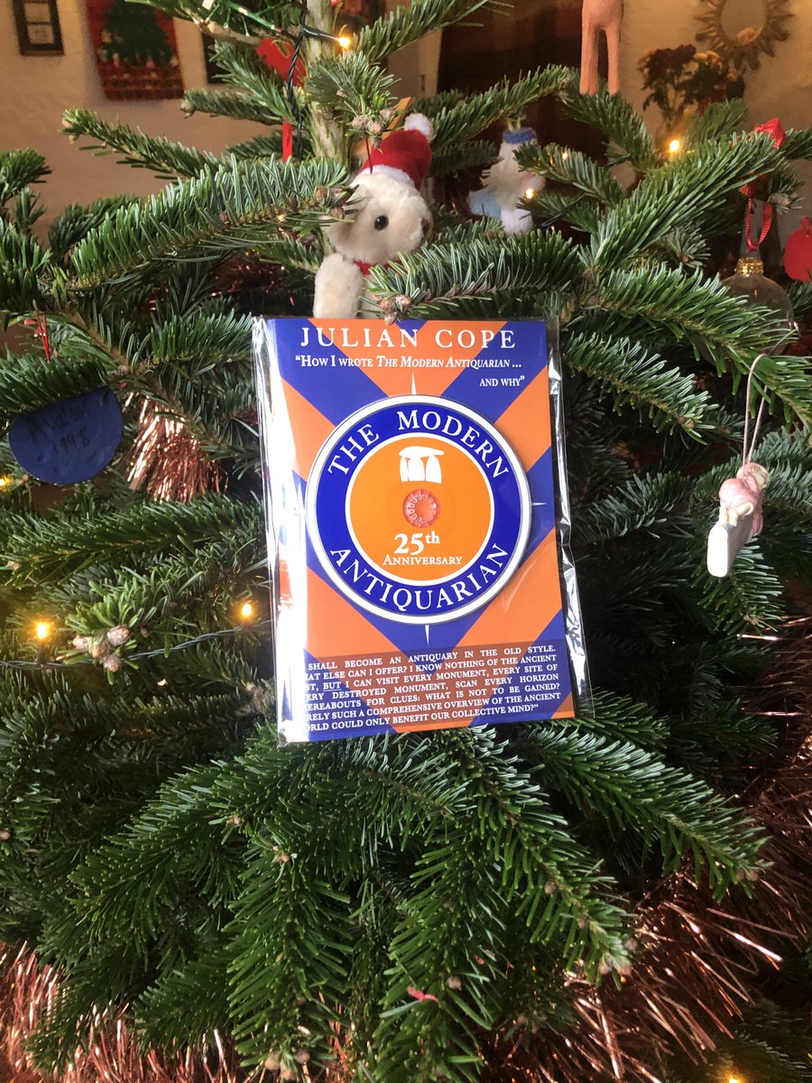 Keep your loved one entertained throughout the festive season with Cope’s Notes 5: The Modern Antiquarian. 
Compelling story, rare photos and 40 minutes of new songs.
headheritage.co.uk/copes-notes-vo…