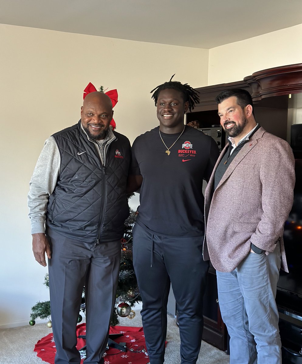 Had a very good home visit with Coach <a href="/R2X_Rushmen1/">Larry A. Johnson</a> and <a href="/ryandaytime/">Ryan Day</a>. I am very thankful they came down to see me and talk to me and my family. This was A very memorable day. #gobuckeyes