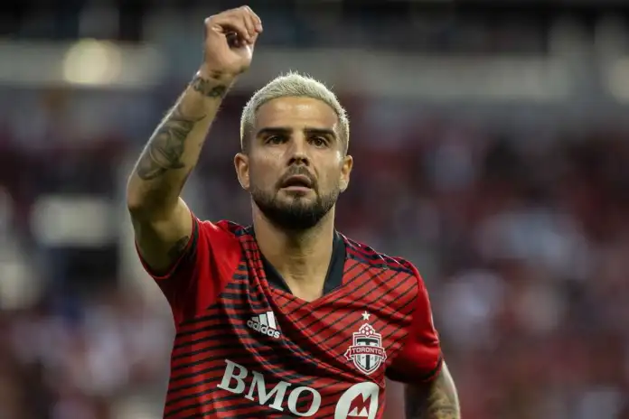 Rino #Gattuso fait pression pour retravailler avec son protégé Lorenzo #Insigne, qu'il a entraîné lors de son passage à #Napoli.

L'attaquant souhaite clôturer au plus vite son expérience en #MLS et a déjà donné son accord pour l'opération.

#TeamOM 
#MercatOM
