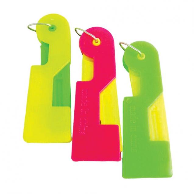 FarmShow's tweet image. Having trouble threading a sewing needle? A needle threader may be the answer. The Beadnova automatic #needlethreader is an inexpensive model found on Amazon. The plastic device is about 2 3/4 in. long and under an inch wide. #threading #needle #sewing farmshow.com/a_article.php?…