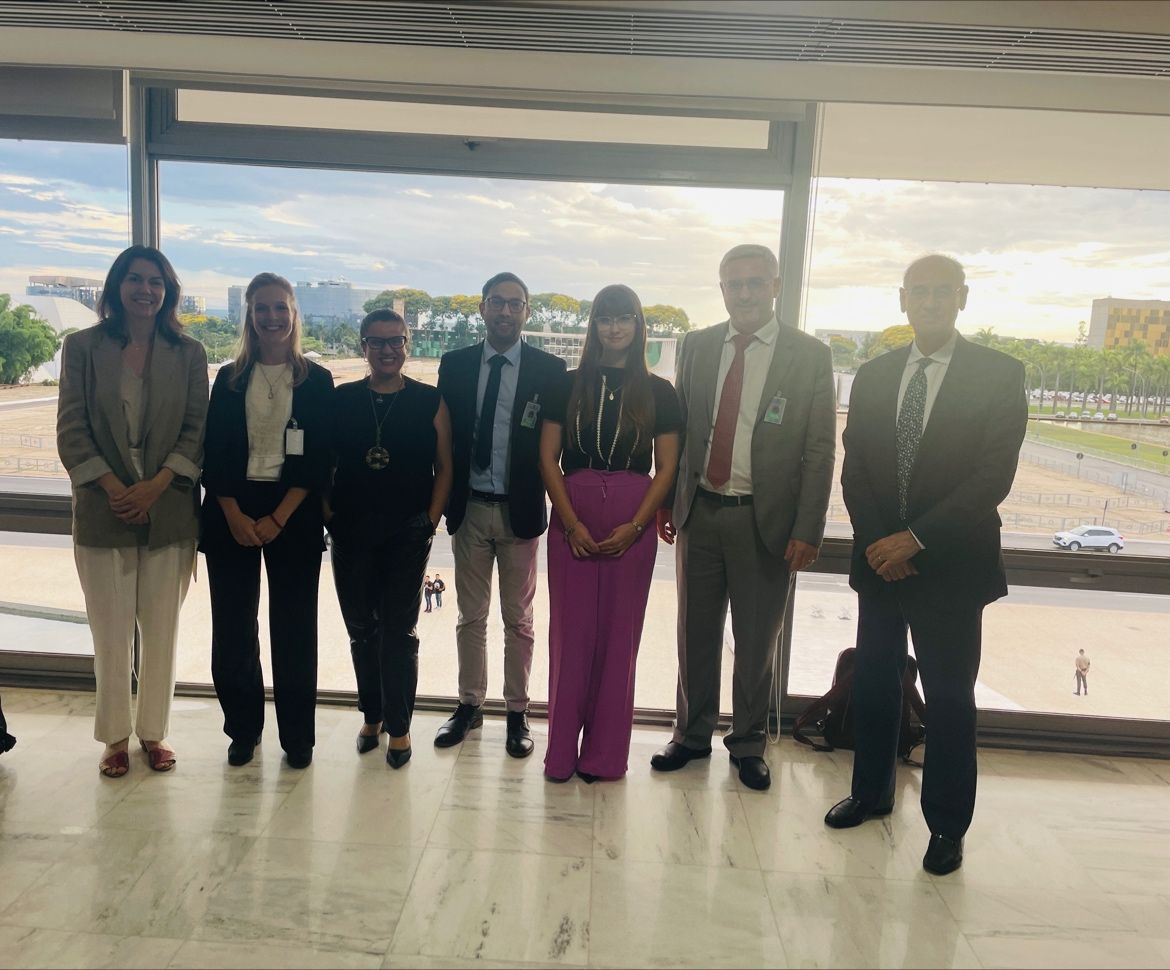 Real privilege to meet Brazilian president @LulaOficial at the Conselhao with Prof. @RifatAtun and the HSIL team! @RifatAtun @CBulstra @CheLenReddy #healthsystems #healthcare #brasilia