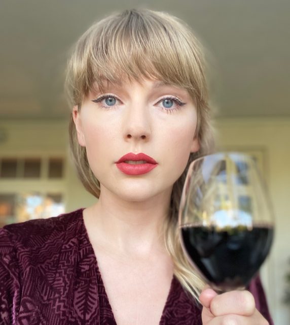 Is Taylor Swift the world’s greatest wine influencer? bit.ly/46XU00n via @teamdb #wine #wineinfuencer #Influencer #InfluencerMarketing #HappyBirthdayTaylorSwift #HappyBirthday