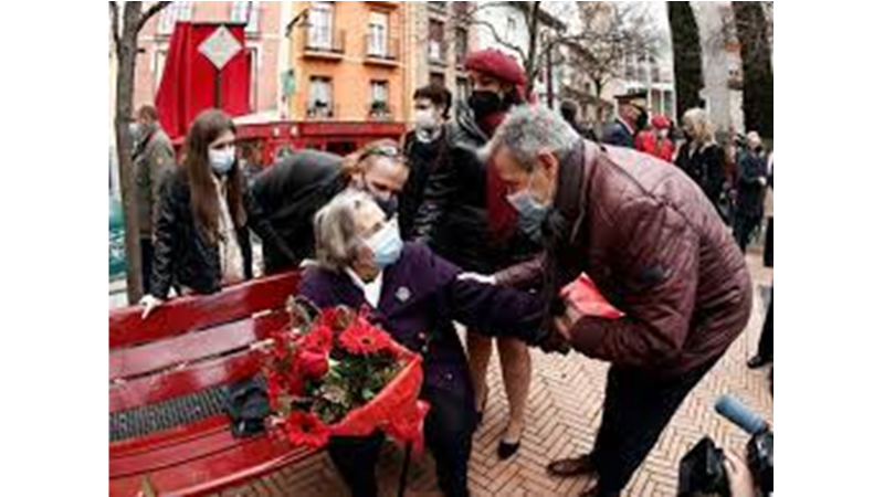 aksaKaLaksalraM's tweet photo. La sangre de Bildu Gobernará Pamplona.
las urnas son una estafa.
Bildu y PSOE son la dictadurdura  de Sangre
#PedroSánchezHigoDeFruta
#PedroSánchezHigoDeFruta
#PedroSánchezHigoDeFruta https://t.co/OQcnR7pvVQ