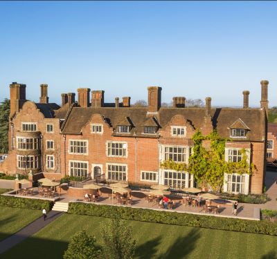 Silbury provides Octopus Real Estate &amp; PIC joint venture with Audley Group with £66 million sustainability linked acquisition &amp; development loan for luxury retirement scheme in Surrey bit.ly/41kp2Oy

@FTI_EMEA