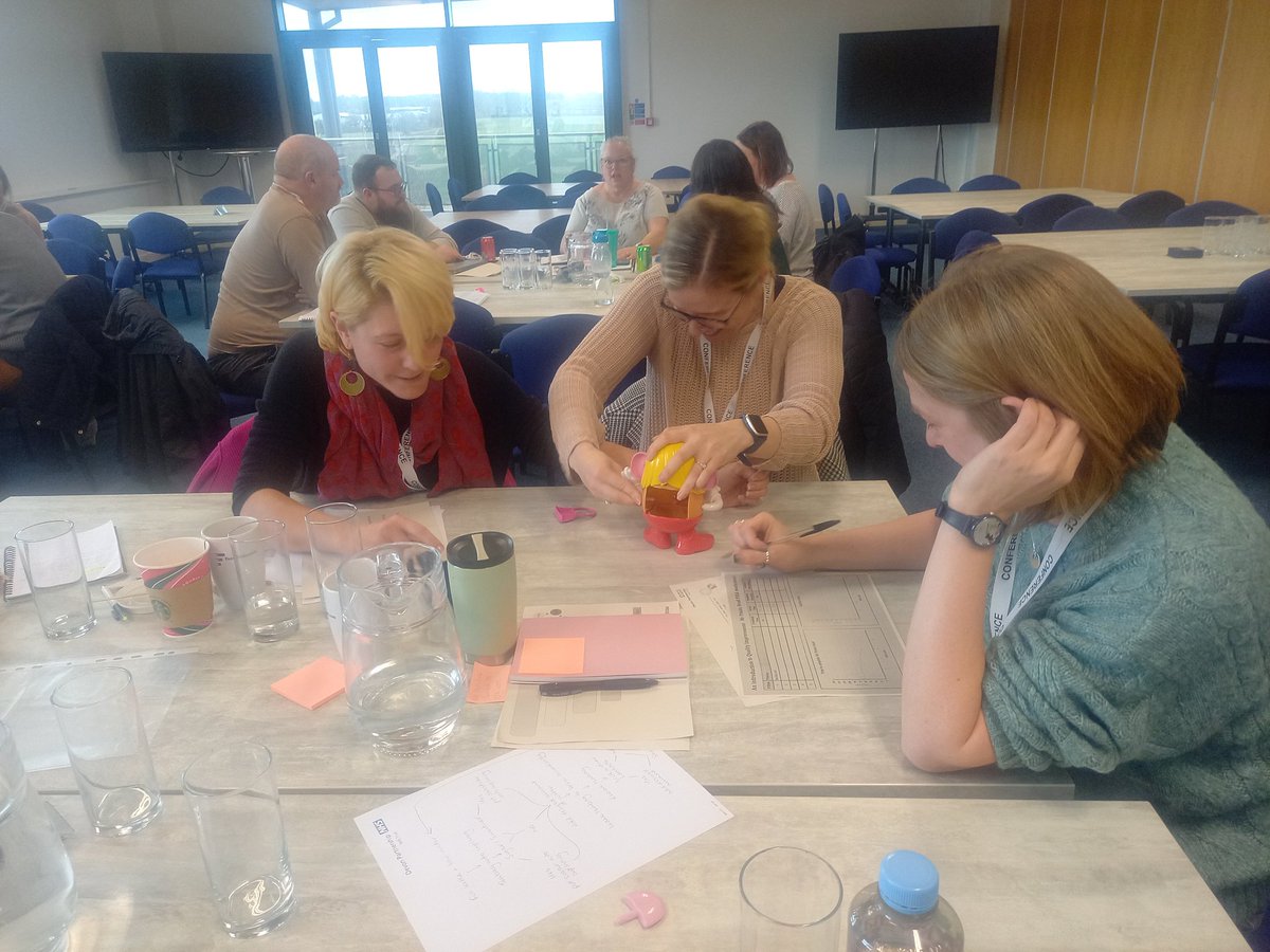 Thanks to everyone from the Foundations of Management cohort for engaging at yesterday's #QualityImprovement training with myself & Laura Lewis. Who knew learning could be so much fun! @DPT_NHS @SimonDallas5 #PDSA #PotatoHead @CutterJoel @ChrisBurford12
