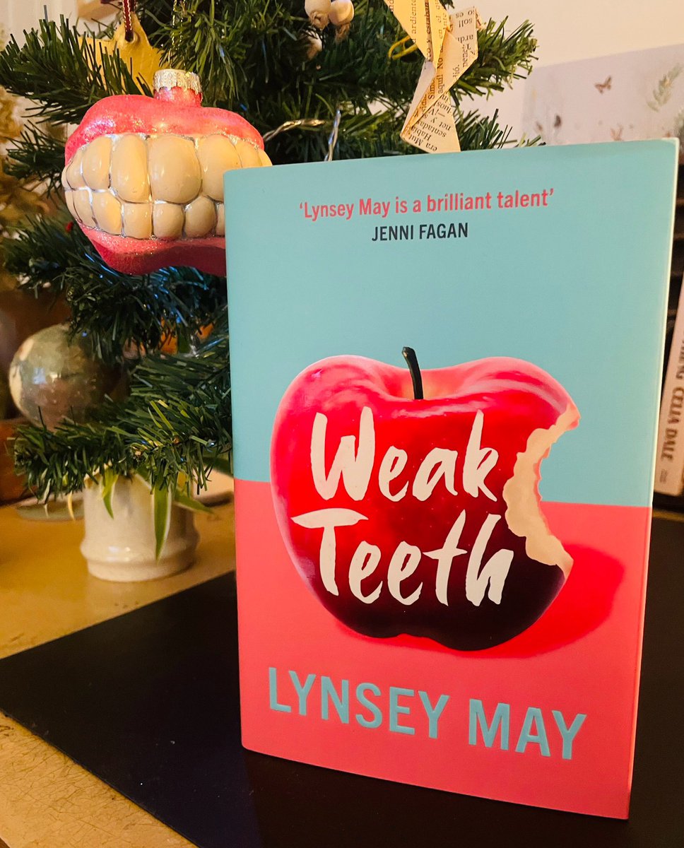 LynseyMay's tweet photo. The lovely folk at @Waterstones have given me a wee code for £3 off the Weak Teeth hardback when you buy online. Taking it down to £9.99. Bargain.
Code: WEAKTEETH23
Valid until Dec 31
https://t.co/jhV0lIZ9sV https://t.co/B3BXIj6YSD